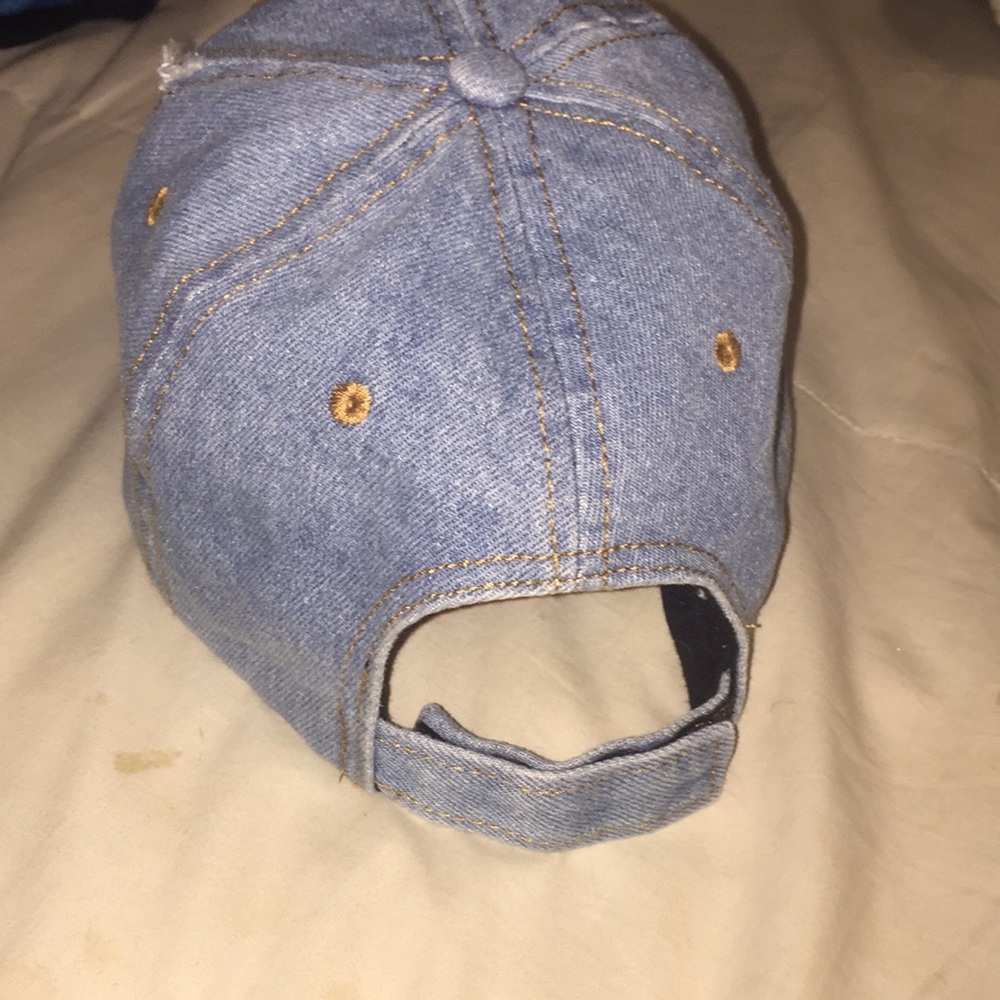 Hat - Picture 4 of 4